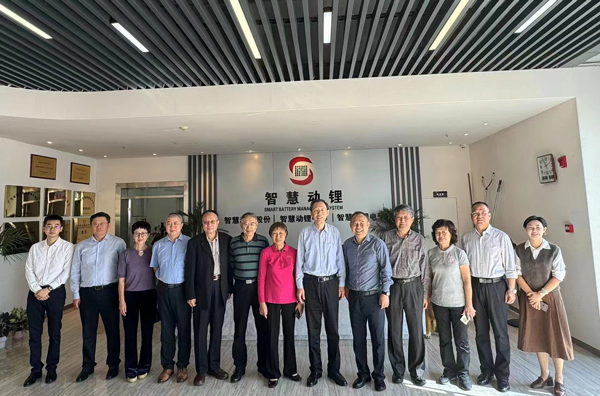 热烈欢迎国家科研技术部原副部长一行莅临我司指导